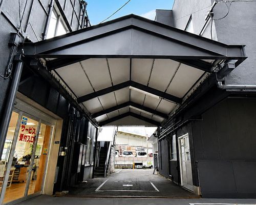 株式会社大想建設の施工事例 通路屋根